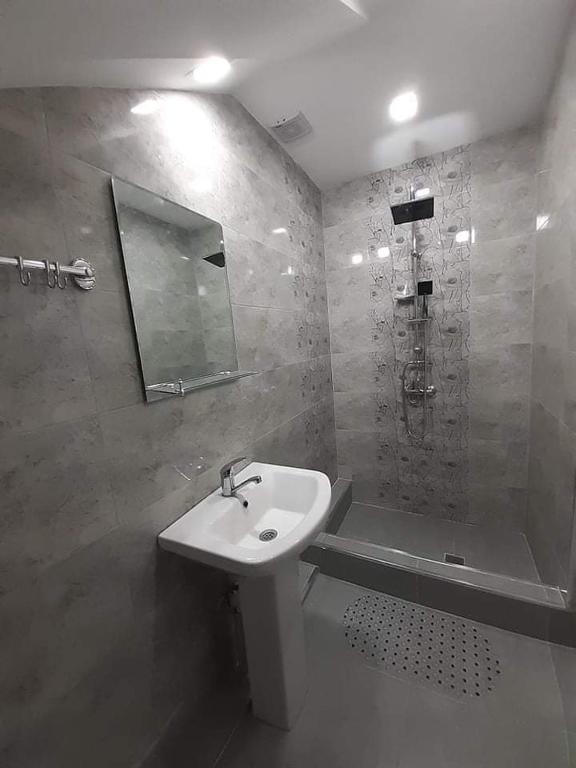 Davit batoni Guest house room 6